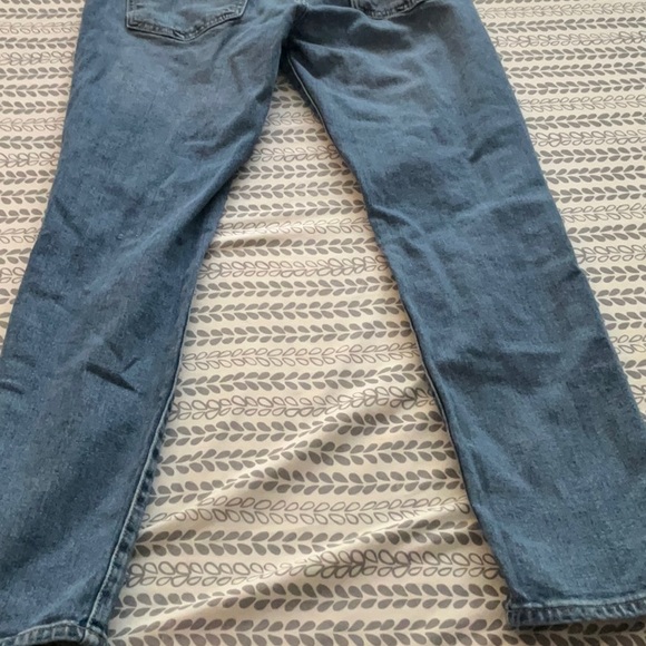Low-rise girlfriend gap denim jeans - Picture 4 of 4